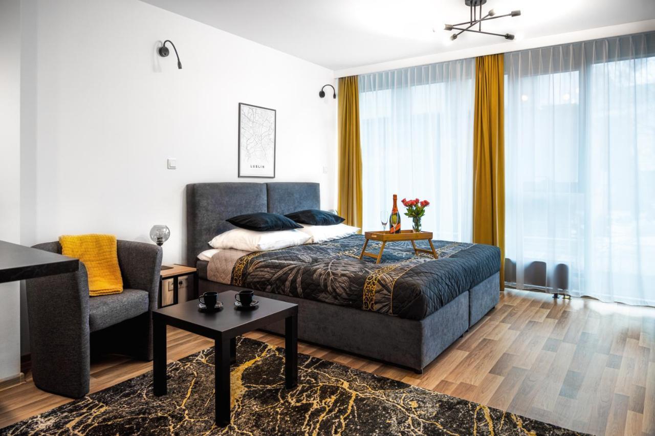 Easy Rent - Silver 8 * Lublin